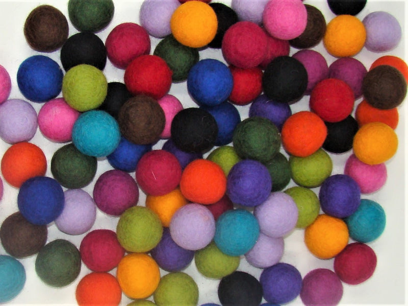 Balles en laine pour chat de toutes les couleurs du dessus
