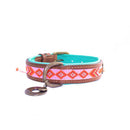 Collier en cuir et perles pour chien bleu et rose avec médaille