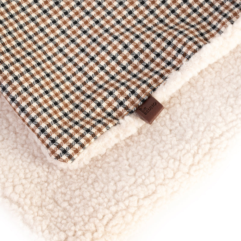 Couverture d’hiver pour chien – B de Bruno (Tartan ou Romeo)