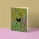 Carte postale "Cat hiding in a klimt Garden"