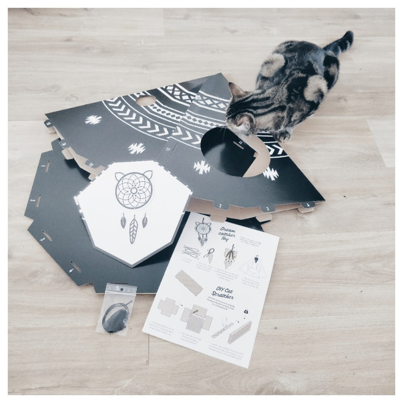 Tipi pour chat design en carton recyclé (3 couleurs)